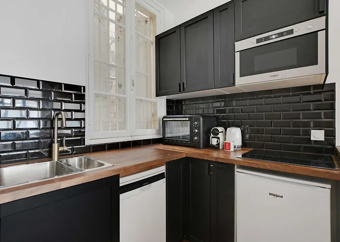 شقة Modern 3-bedroom 6 Guests Centre *